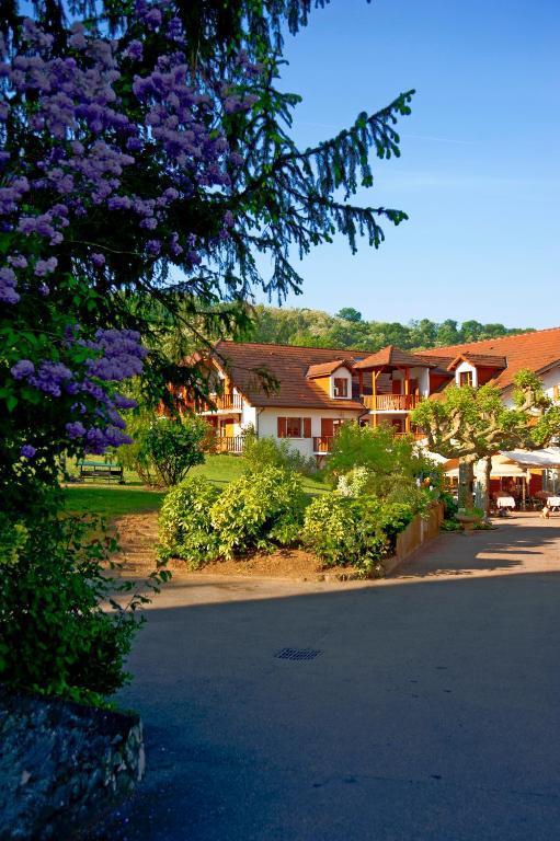 Hotel Les Bergeronnettes Champagneux Bagian luar foto